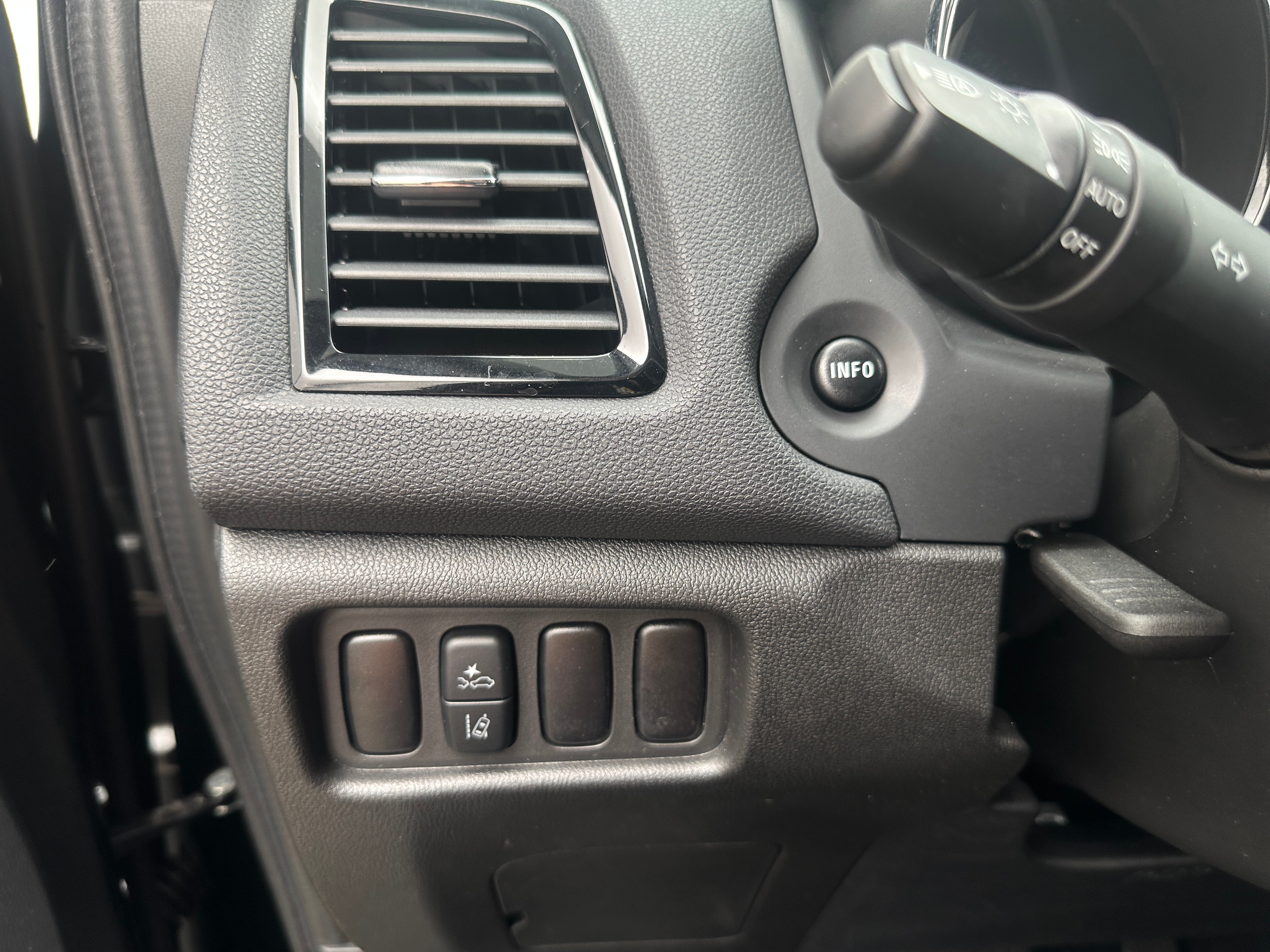 mitsubishi outlander sport 2026 JA4ARUAU9TU008236 image mitsubishi outlander sport 2026 JA4ARUAU9TU008236 image